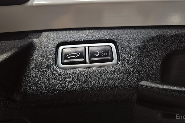 2024 Kia Sorento с пробегом 29 896 км