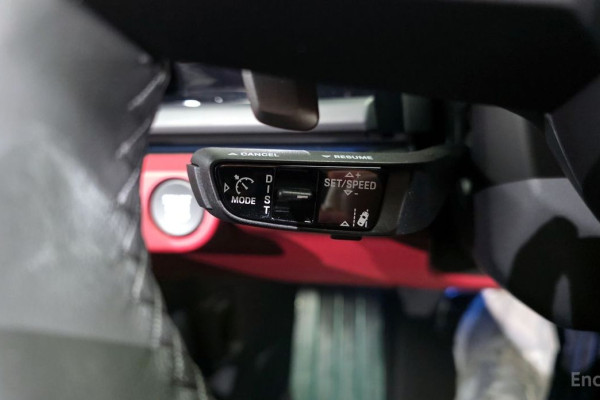 2025 Porsche Panamera с пробегом 2 854 км