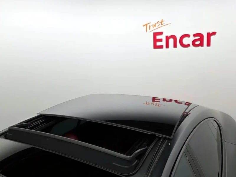 2025 Porsche Panamera с пробегом 2 854 км