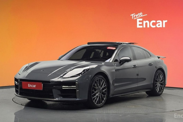 2025 Porsche Panamera с пробегом 15 887 км