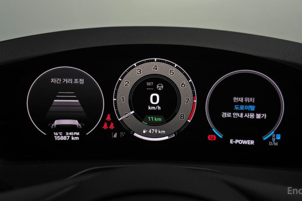 2025 Porsche Panamera с пробегом 15 887 км