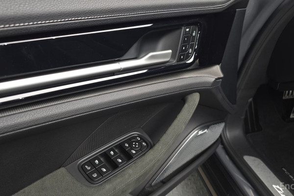 2025 Porsche Panamera с пробегом 15 887 км