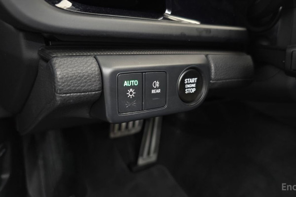 2025 Porsche Panamera с пробегом 15 887 км