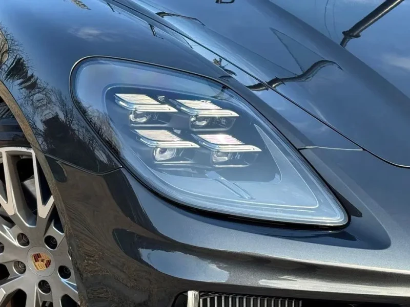 2024 Porsche Panamera с пробегом 4 700 км