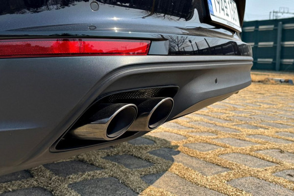 2024 Porsche Panamera с пробегом 12 850 км