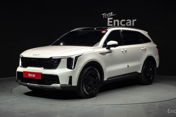 2023 Kia Sorento с пробегом 48 366 км