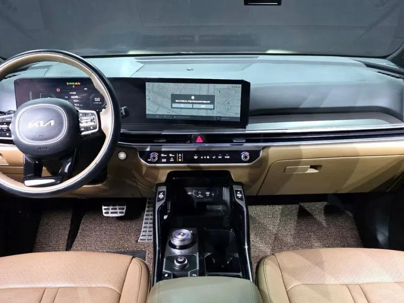 2023 Kia Sorento с пробегом 48 366 км