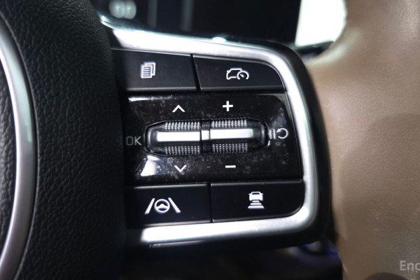 2023 Kia Sorento с пробегом 48 366 км