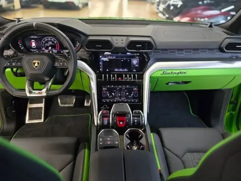 2024 Lamborghini Urus с пробегом 7 255 км