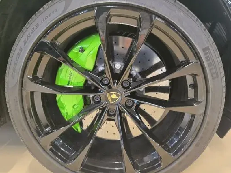 2024 Lamborghini Urus с пробегом 7 255 км