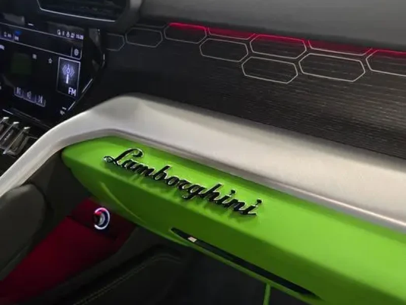 2024 Lamborghini Urus с пробегом 7 255 км