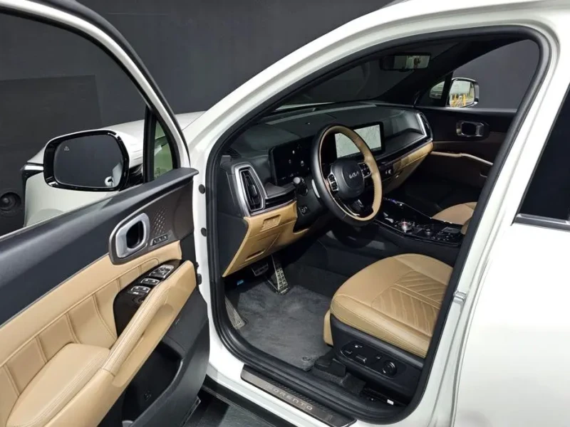 2023 Kia Sorento с пробегом 63 324 км