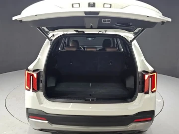 2023 Kia Sorento с пробегом 63 324 км