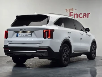 2024 Kia Sorento с пробегом 65 626 км