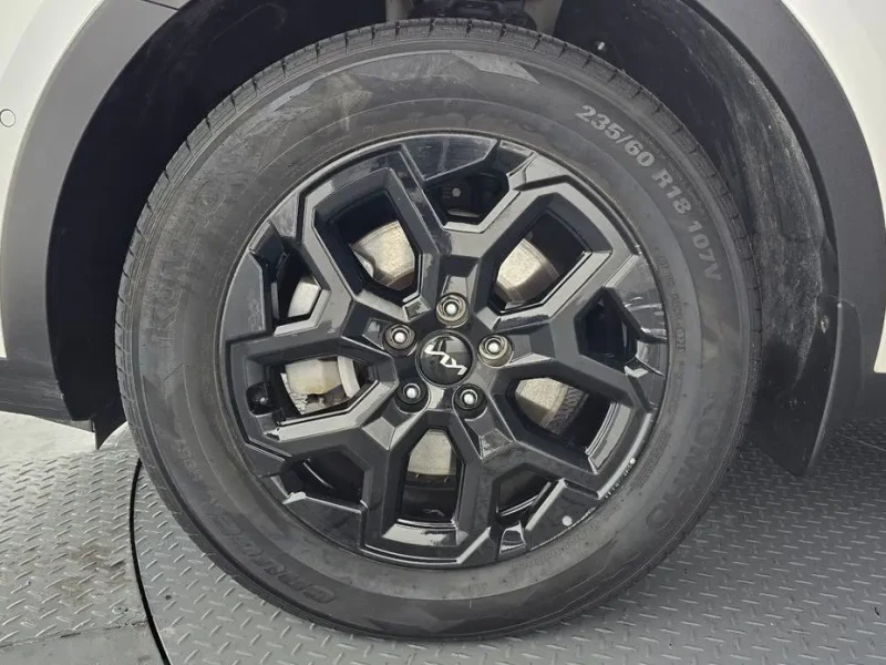 2024 Kia Sorento с пробегом 65 626 км