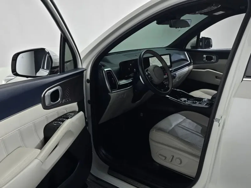 2024 Kia Sorento с пробегом 65 626 км