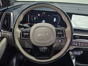 2024 Kia Sorento с пробегом 65 626 км