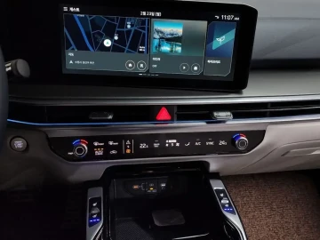 2025 Kia Sorento с пробегом 6 394 км