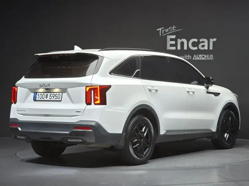 2023 Kia Sorento с пробегом 48 446 км
