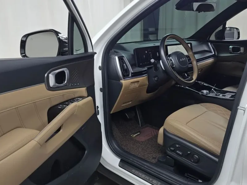 2023 Kia Sorento с пробегом 48 446 км