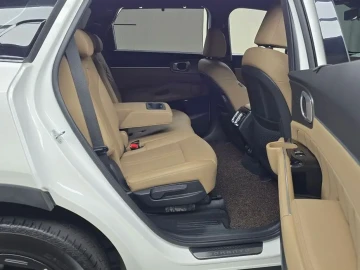 2023 Kia Sorento с пробегом 48 446 км