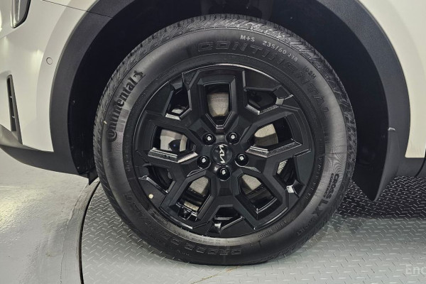 2025 Kia Sorento с пробегом 12 186 км