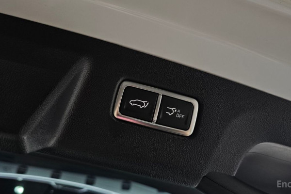 2025 Kia Sorento с пробегом 12 186 км