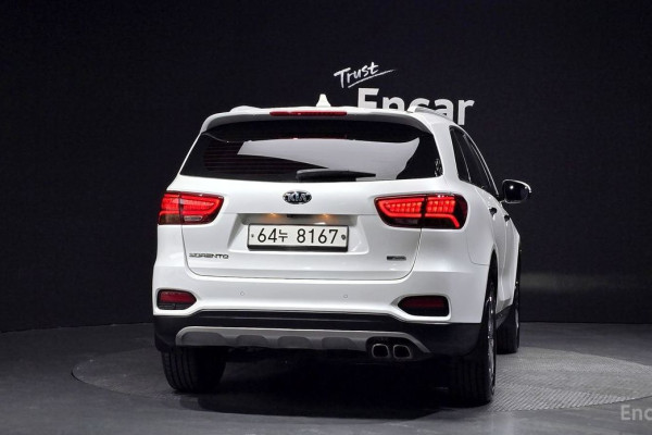 2017 Kia Sorento с пробегом 80 432 км