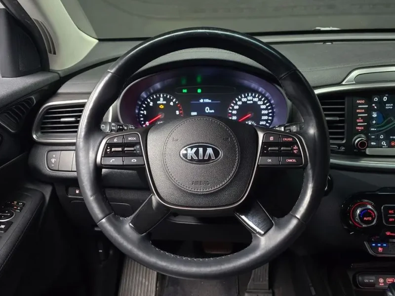2017 Kia Sorento с пробегом 80 432 км