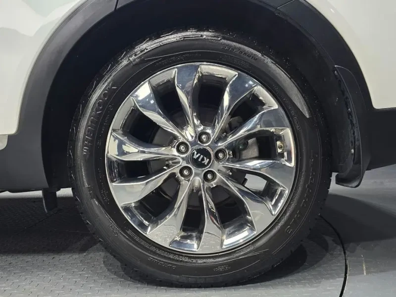 2017 Kia Sorento с пробегом 80 432 км