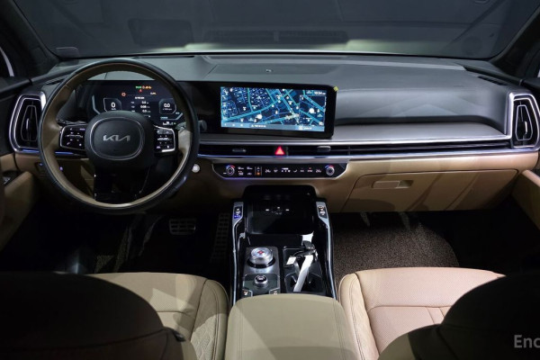 2023 Kia Sorento с пробегом 19 108 км