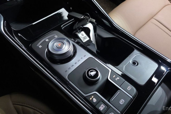 2023 Kia Sorento с пробегом 19 108 км