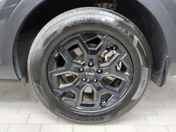 2024 Kia Sorento с пробегом 65 424 км