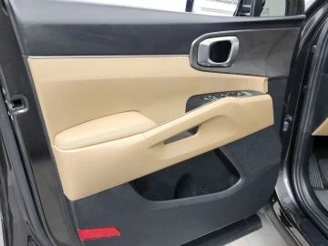 2024 Kia Sorento с пробегом 65 424 км