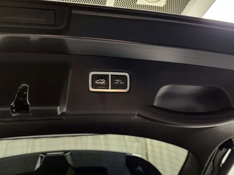 2024 Kia Sorento с пробегом 65 424 км