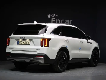 2023 Kia Sorento с пробегом 55 179 км