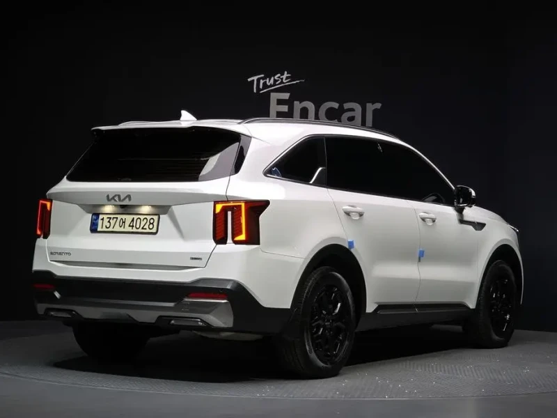 2023 Kia Sorento с пробегом 55 179 км