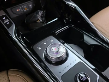2023 Kia Sorento с пробегом 55 179 км