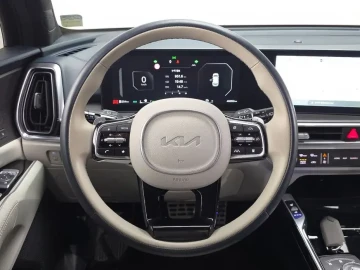 2024 Kia Sorento с пробегом 46 092 км
