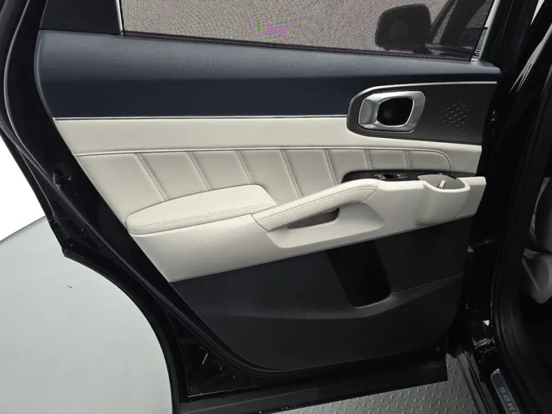 2024 Kia Sorento с пробегом 46 092 км