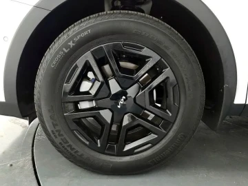 2024 Kia Sorento с пробегом 33 230 км