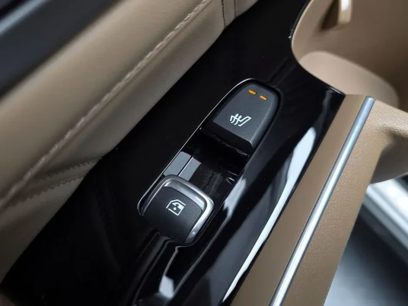 2024 Kia Sorento с пробегом 33 230 км