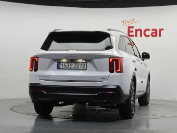 2023 Kia Sorento с пробегом 32 362 км