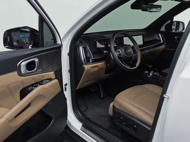 2023 Kia Sorento с пробегом 32 362 км