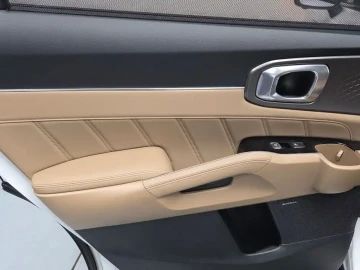 2023 Kia Sorento с пробегом 32 362 км