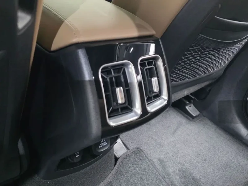 2023 Kia Sorento с пробегом 32 362 км