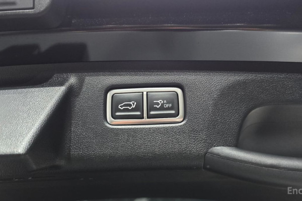 2024 Kia Sorento с пробегом 6 441 км