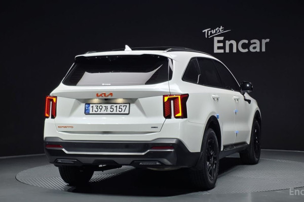 2024 Kia Sorento с пробегом 16 617 км