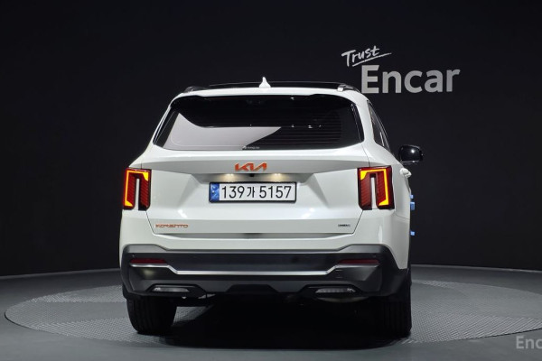 2024 Kia Sorento с пробегом 16 617 км