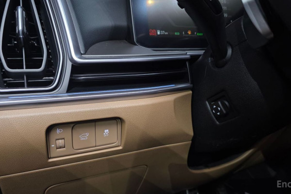 2024 Kia Sorento с пробегом 16 617 км